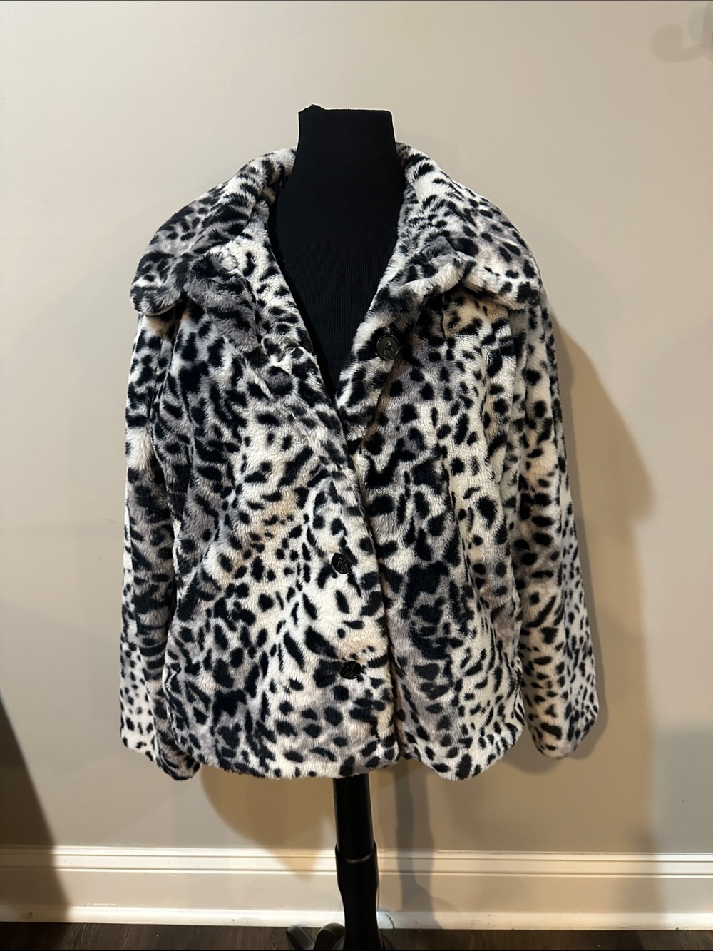 Lane Bryant Black and White Faux Fur Leopard Print Jacket